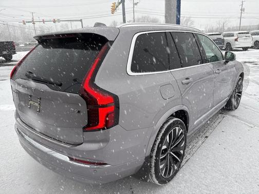 2026 Volvo XC90 Plus, B6 AWD Gas (mild hybrid), Gasoline, Bright, 6 Seats
