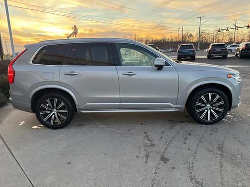 2023 Volvo XC90 B5 Core