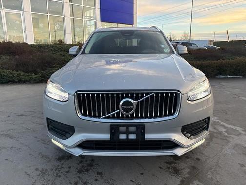 2023 Volvo XC90 B5 Core