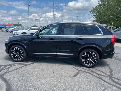 2025 Volvo XC90 B6 Plus 7-Seater