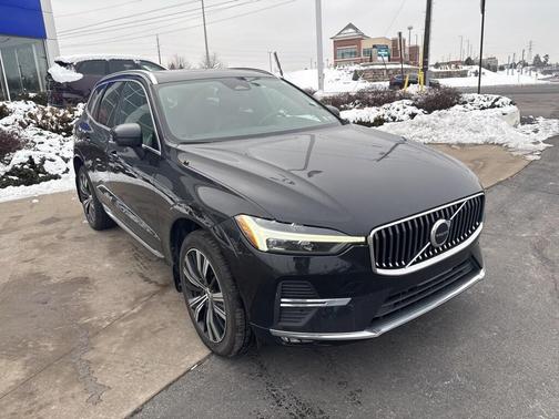 2022 Volvo XC60 B6 Inscription