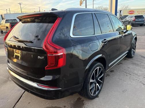2023 Volvo XC90 B6 Plus 6-Seater