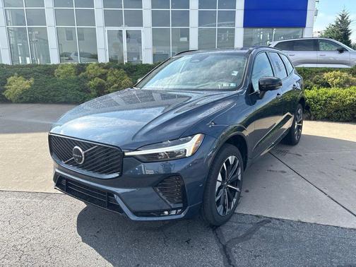 Denim Blue Metallic 2026 Volvo XC60 B5 Plus
