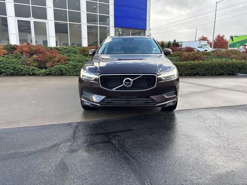 2018 Volvo XC60 T6 Momentum