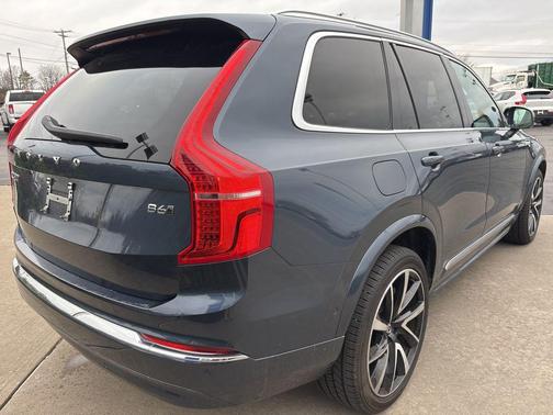 Denim Blue Metallic 2023 Volvo XC90 B6 Plus 7-Seater