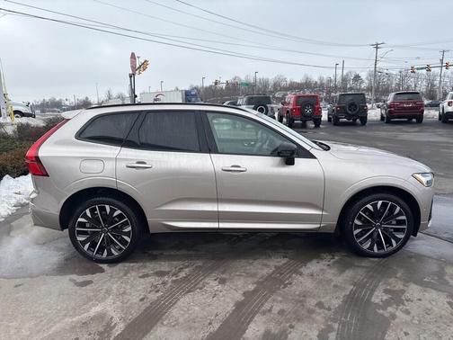 2026 Volvo XC60 Plug-In Hybrid Ultra, T8 AWD Electric/Gasoline, Dark