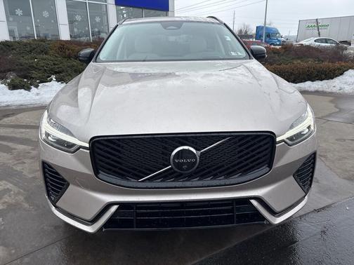 2026 Volvo XC60 Plug-In Hybrid Ultra, T8 AWD Electric/Gasoline, Dark