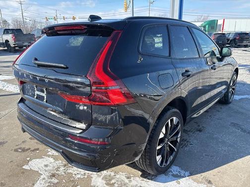 2026 Volvo XC60 Plug-In Hybrid Plus, T8 AWD Electric/Gasoline, Dark