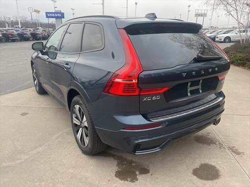 2025 Volvo XC60 Plug-In Hybrid T8 Plus