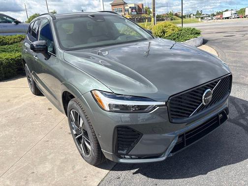 Forest Lake 2026 Volvo XC60 B5 Plus