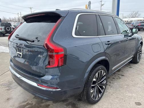 2026 Volvo XC90 Ultra, B6 AWD Gas (mild hybrid), Gasoline, Bright, 7 Seats