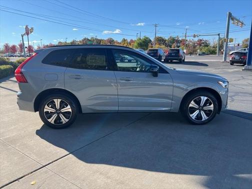 2025 Volvo XC60 Plug-In Hybrid T8 Core
