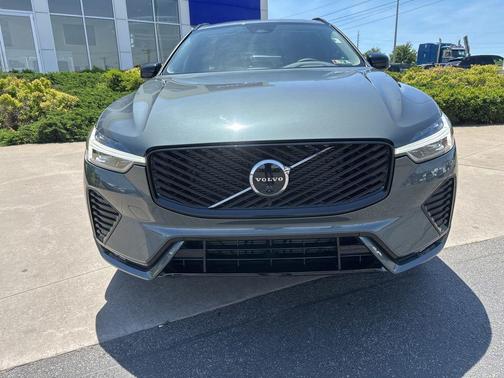 Forest Lake 2026 Volvo XC60 B5 Plus
