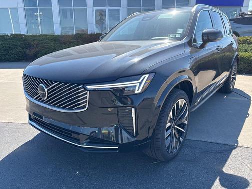Onyx Black Metallic 2026 Volvo XC90 Plug-In Hybrid Ultra, T8 AWD, Electric/Gasoline, Bright, 7 Seats