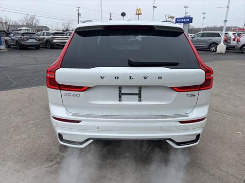 2025 Volvo XC60 Plug-In Hybrid T8 Ultra