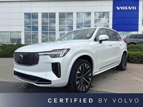 Crystal White Metallic 2025 Volvo XC90 B5 Plus 7-Seater