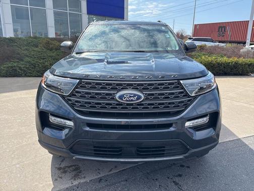 STONE BLUE METALLIC 2024 Ford Explorer XLT