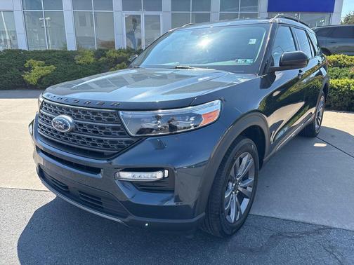 STONE BLUE METALLIC 2024 Ford Explorer XLT
