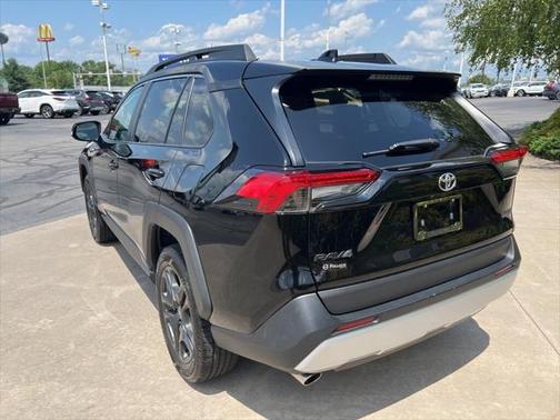 2023 Toyota RAV4 Adventure