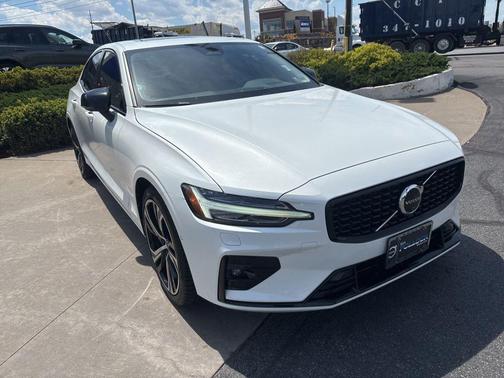 Crystal White Metallic 2024 Volvo S60 B5 Plus Dark Theme