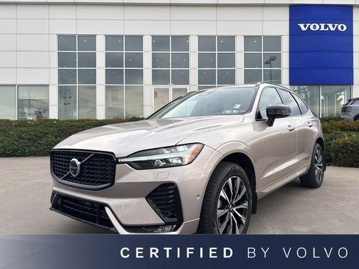 2023 Volvo XC60 B5 Plus Dark Theme