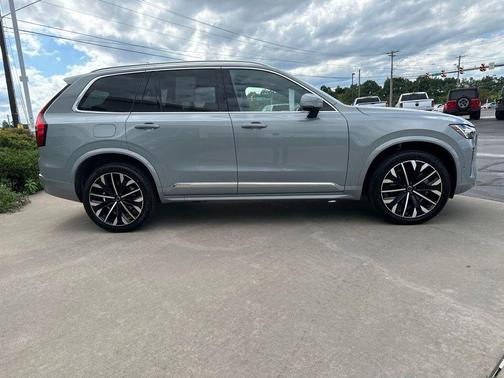 Vapour Gray Metallic 2026 Volvo XC90 Plus, B6 AWD Gas (mild hybrid), Gasoline, Bright, 7 Seats