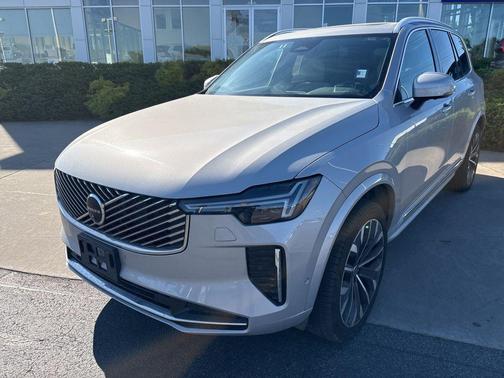 Silver Dawn Metallic 2025 Volvo XC90 B6 Plus 7-Seater