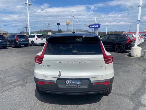 2023 Volvo XC40 Recharge Pure Electric Twin Plus