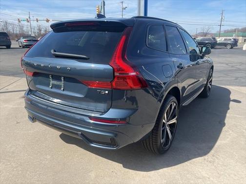2025 Volvo XC60 Plug-In Hybrid T8 Ultra