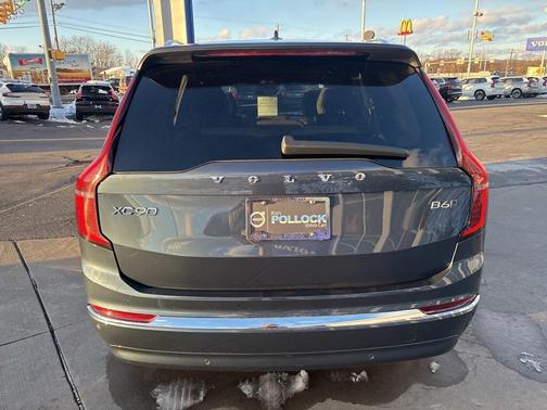 2025 Volvo XC90 B6 Plus 7-Seater