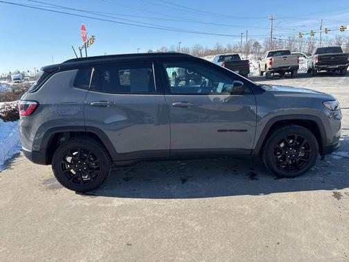 2023 Jeep Compass Latitude