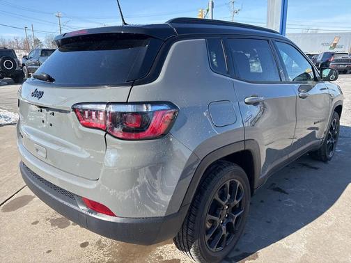 2023 Jeep Compass Latitude