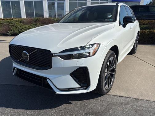 2026 Volvo XC60 B5 Plus