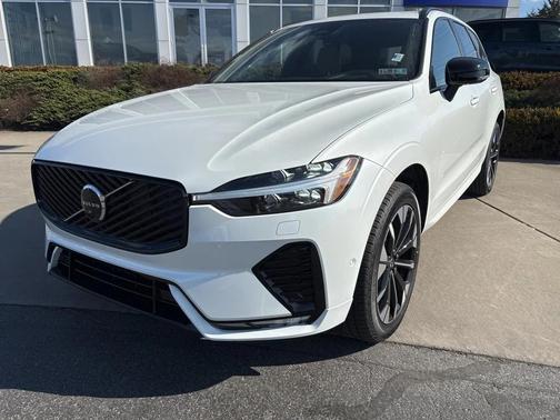2026 Volvo XC60 B5 Plus