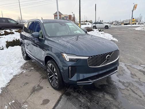 2026 Volvo XC90 B6 Ultra 7-Seater