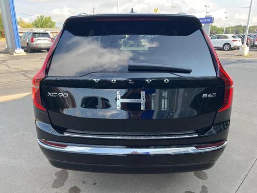 2026 Volvo XC90 B6 Plus 6-Seater