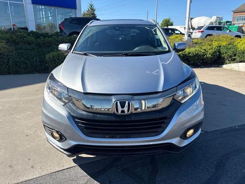 Lunar Silver Metallic 2019 Honda HR-V EX-L