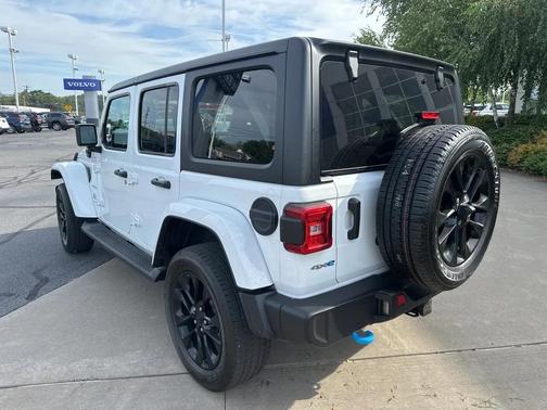 2023 Jeep Wrangler 4xe Sahara