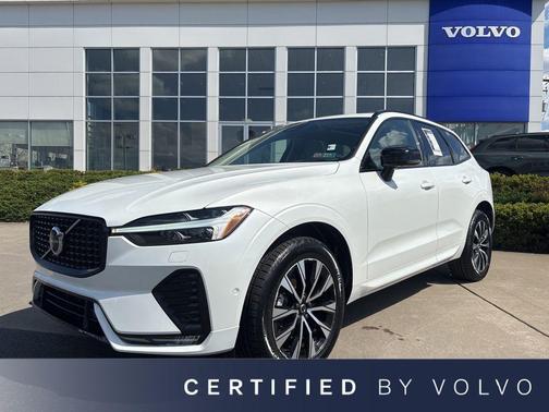 Crystal White Metallic 2024 Volvo XC60 B5 Plus Dark Theme