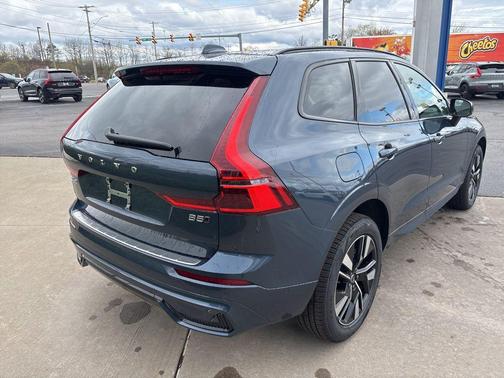 Denim Blue Metallic 2026 Volvo XC60 B5 Plus
