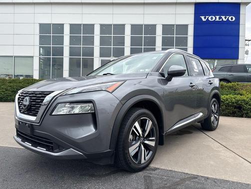 Gun Metallic 2023 Nissan Rogue SL