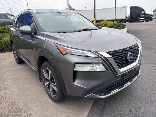 Gun Metallic 2023 Nissan Rogue SL