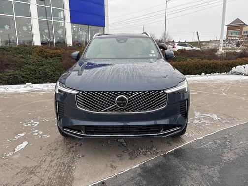 2026 Volvo XC90 Plus, B6 AWD Gas (mild hybrid), Gasoline, Bright, 6 Seats