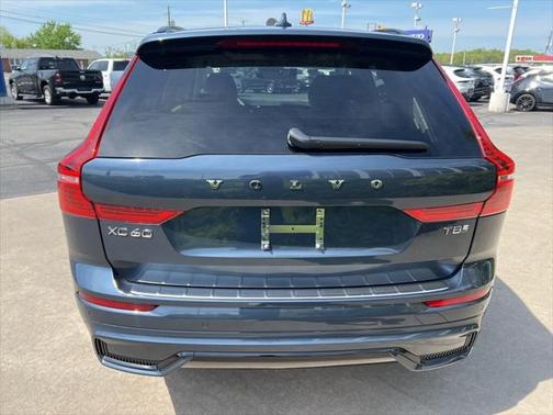 2025 Volvo XC60 Plug-In Hybrid T8 Plus
