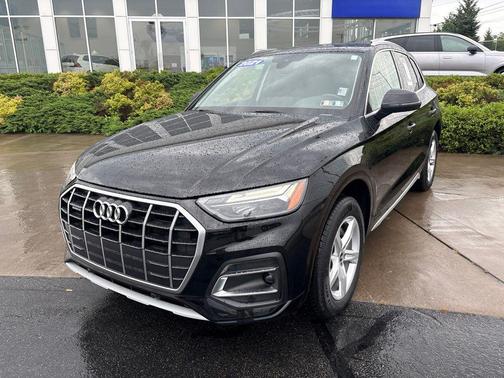 Brilliant Black 2021 Audi Q5 45 Premium