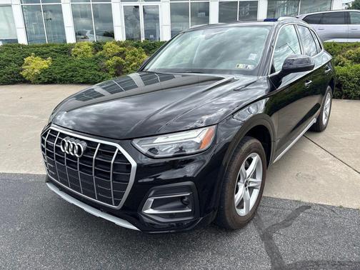 Brilliant Black 2021 Audi Q5 45 Premium