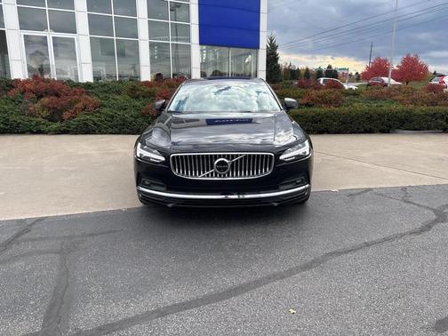 2024 Volvo S90 B6 Ultimate