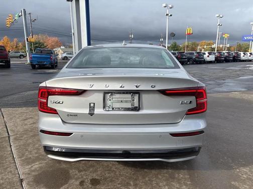 2025 Volvo S60 B5 Core