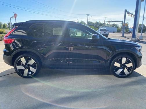 2024 Volvo XC40 Recharge Pure Electric Twin Ultimate