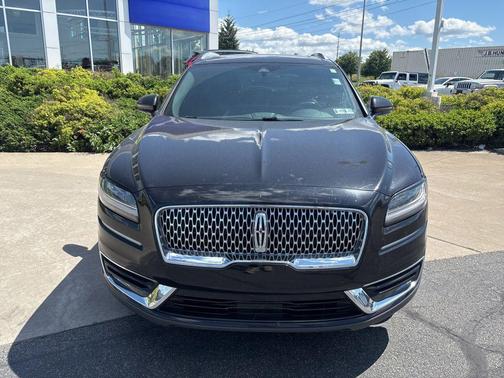 INFINITE BLACK 2020 Lincoln Nautilus Reserve